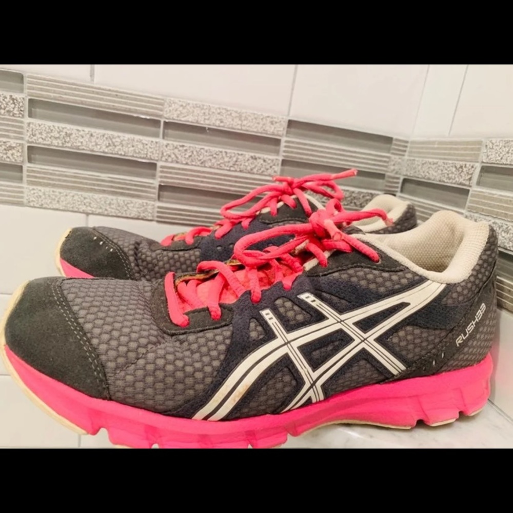 Women’s ASIC Sneaker